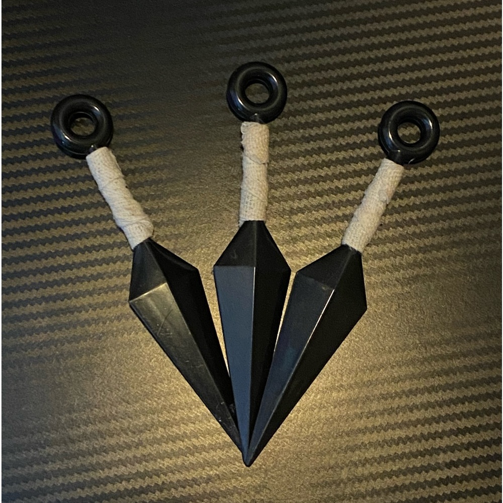 Naturo, Children’s toy set of 3, FAKE daggers from TV show